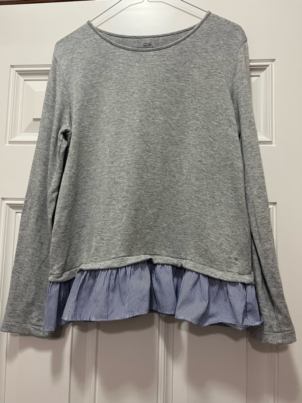 💙 Vineyard Vines Layered Ruffle Hem Stripe Top Large Coastal Preppy Chic EUC